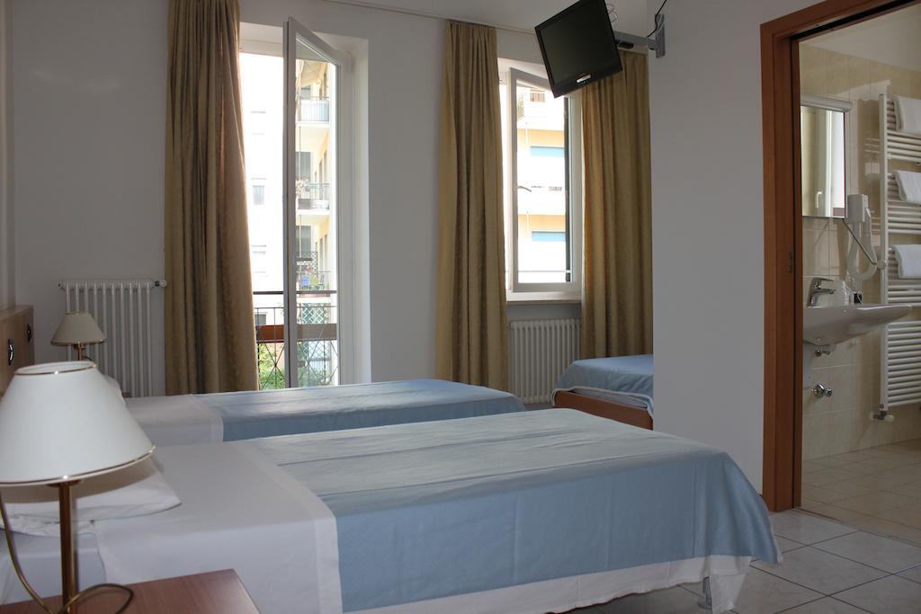 Albergo Hofer Bozen Habitación foto